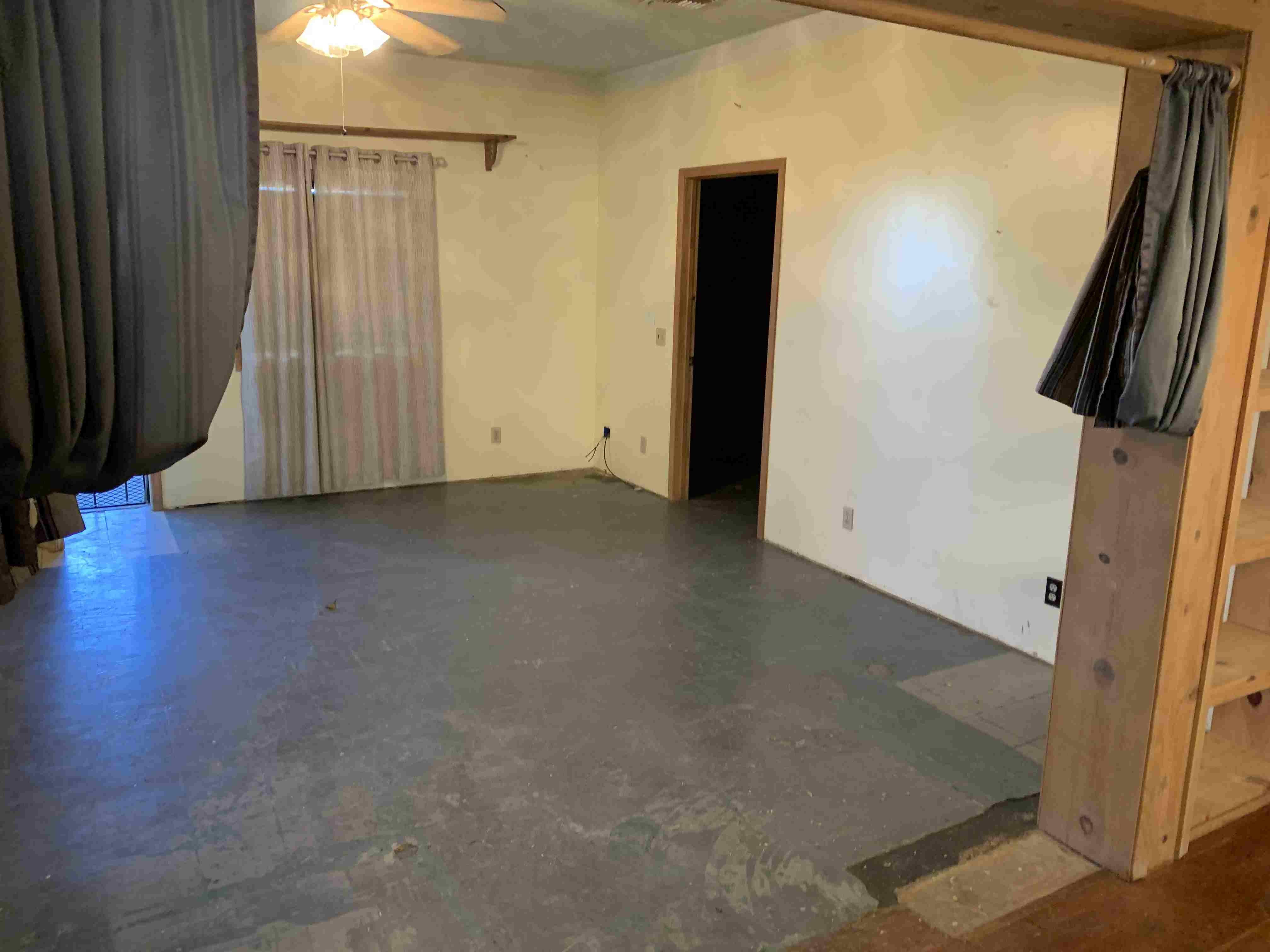 After cleanout - Historic Route 66 building completely cleared - Photo 10