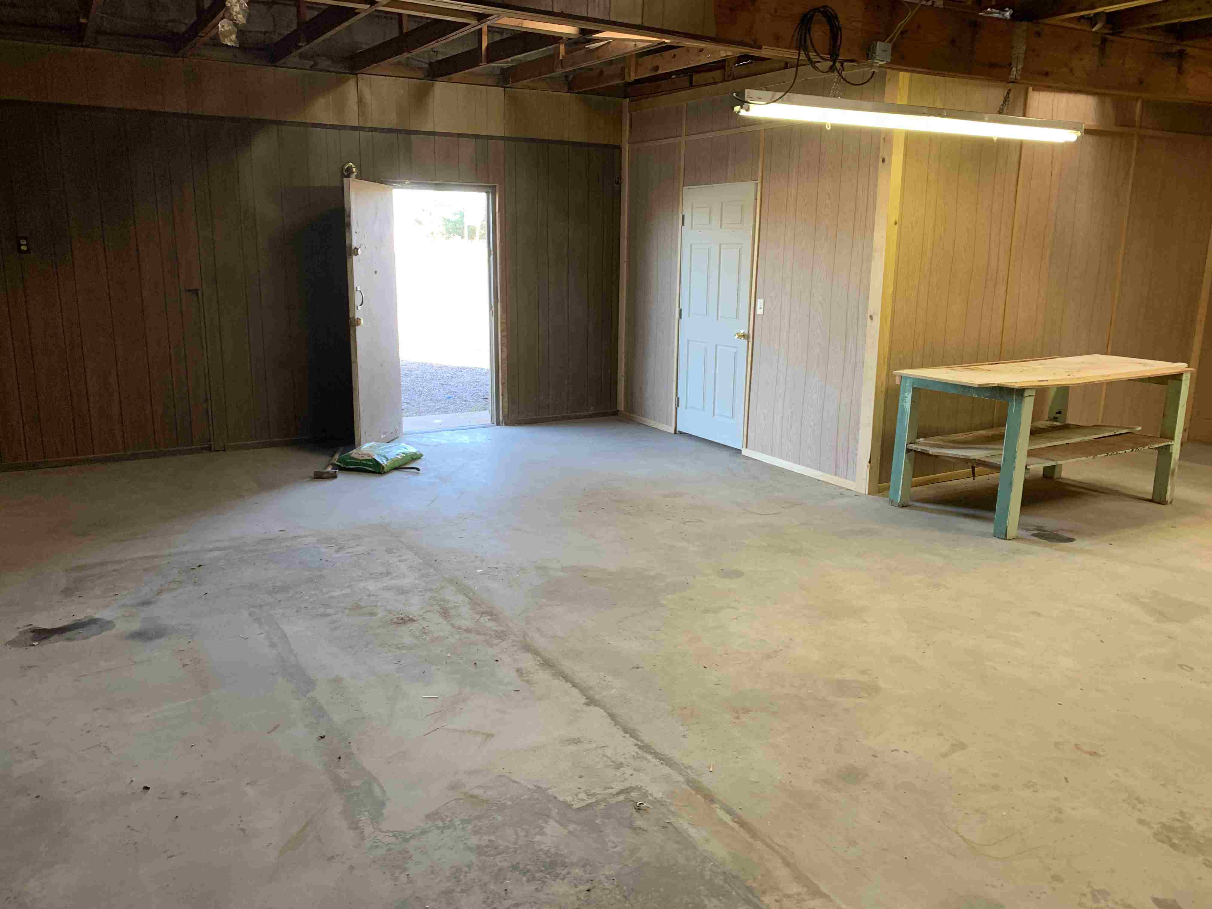 After cleanout - Historic Route 66 building completely cleared - Photo 24