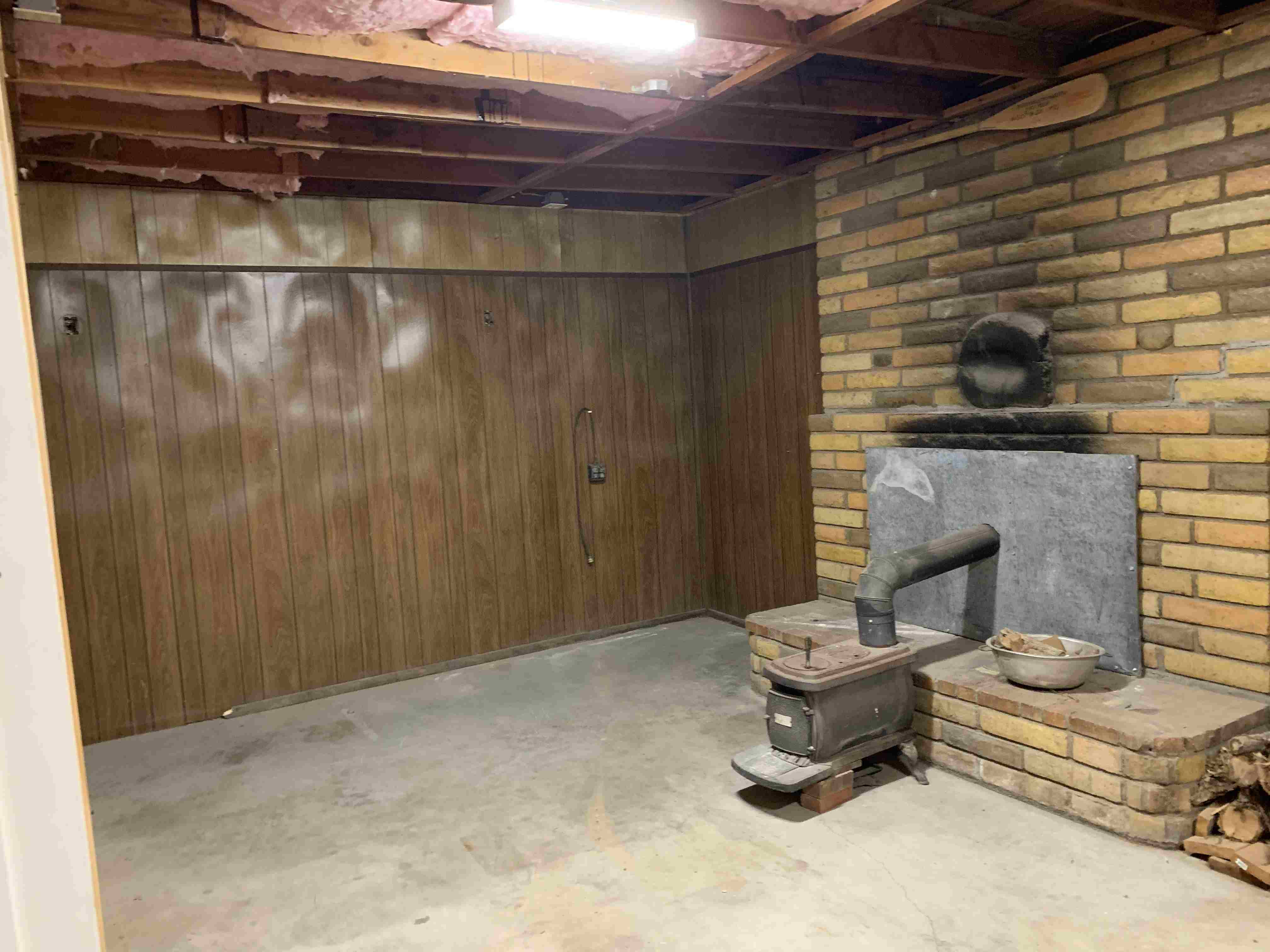 After cleanout - Historic Route 66 building completely cleared - Photo 32